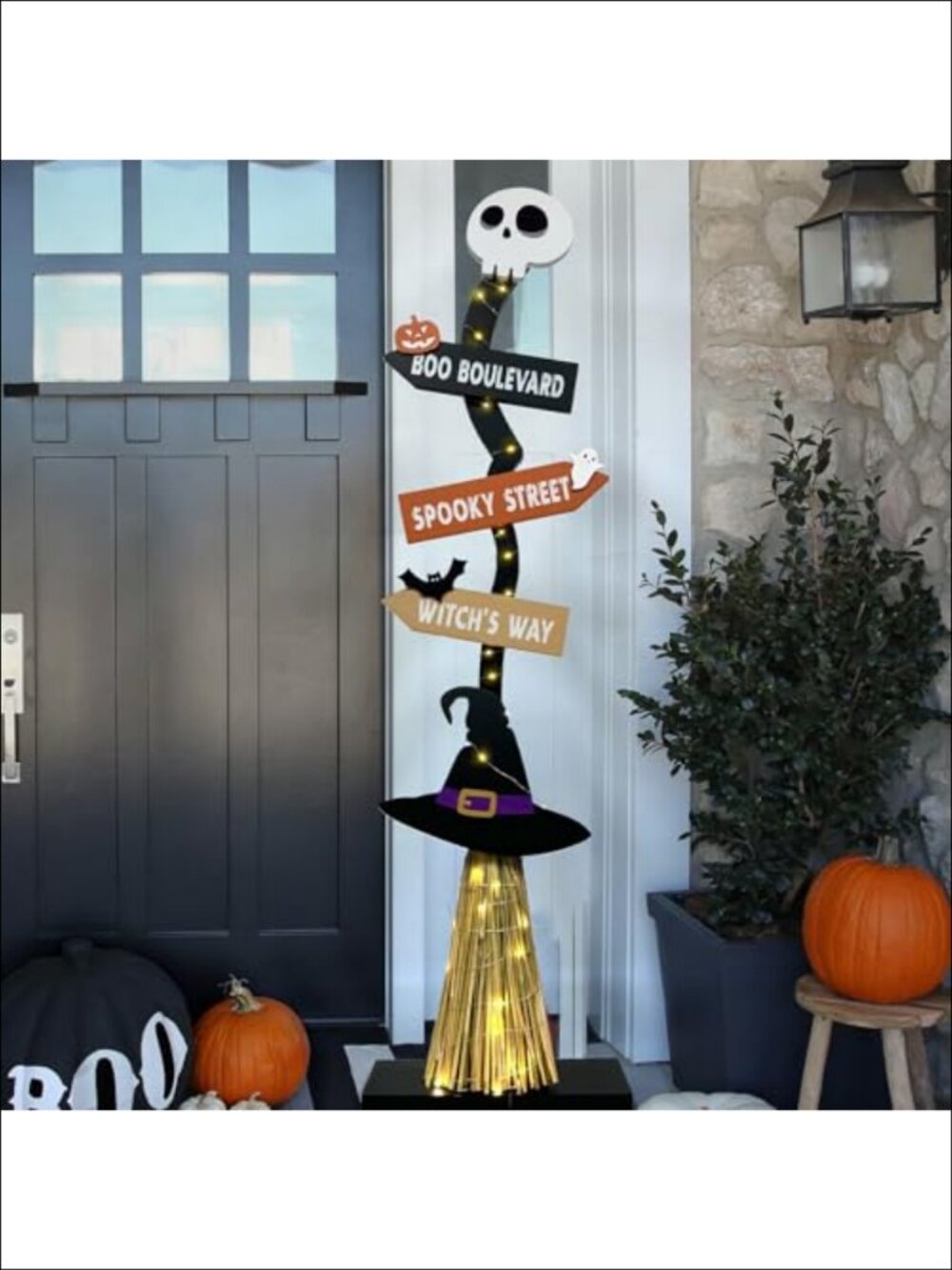 Lighted Halloween Wooden Witch Broom with String Lights for Indoor Outdoor Decor